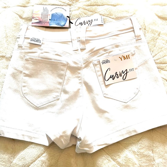 NWT Ymi Womens High Rise 3" White Denim Short - Picture 11 of 11